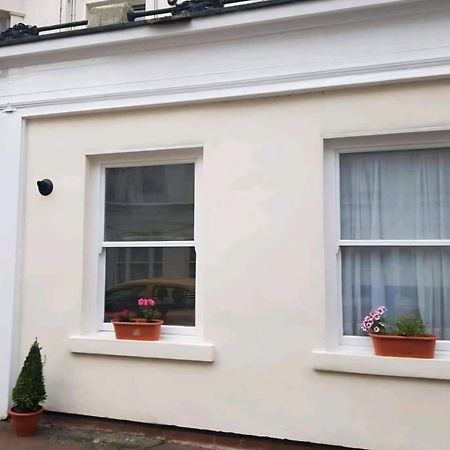 Apartamento Stones Throw Scarborough Exterior foto